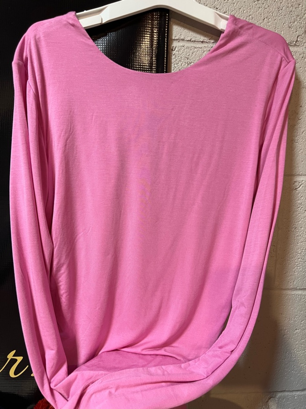 Blogilates Women’s Long Sleeve Scoop Neck Top — Pink